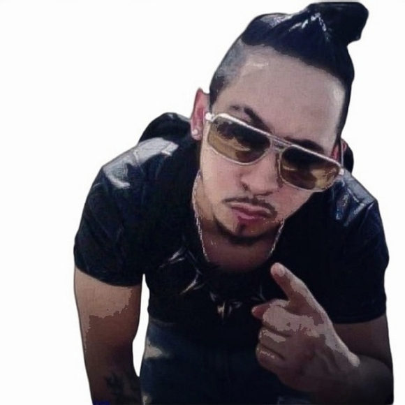 I am not for sale π - Picture 4 of 17